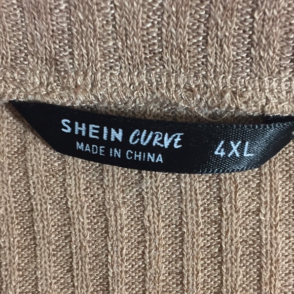 Shein Curve Light Weigh Sweater Size 4XL - Picture 7 of 8